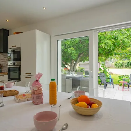Nyaraló Holiday Le Clouzit By Interhome