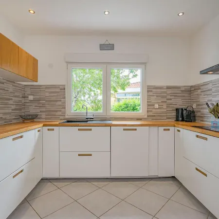 Holiday Le Clouzit By Interhome Holiday home Royan